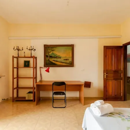 Dimora Cecilia Hotel 3*